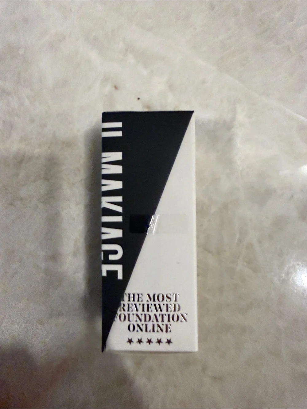 IL MAKIAGE Flawless Base Foundation - color 060